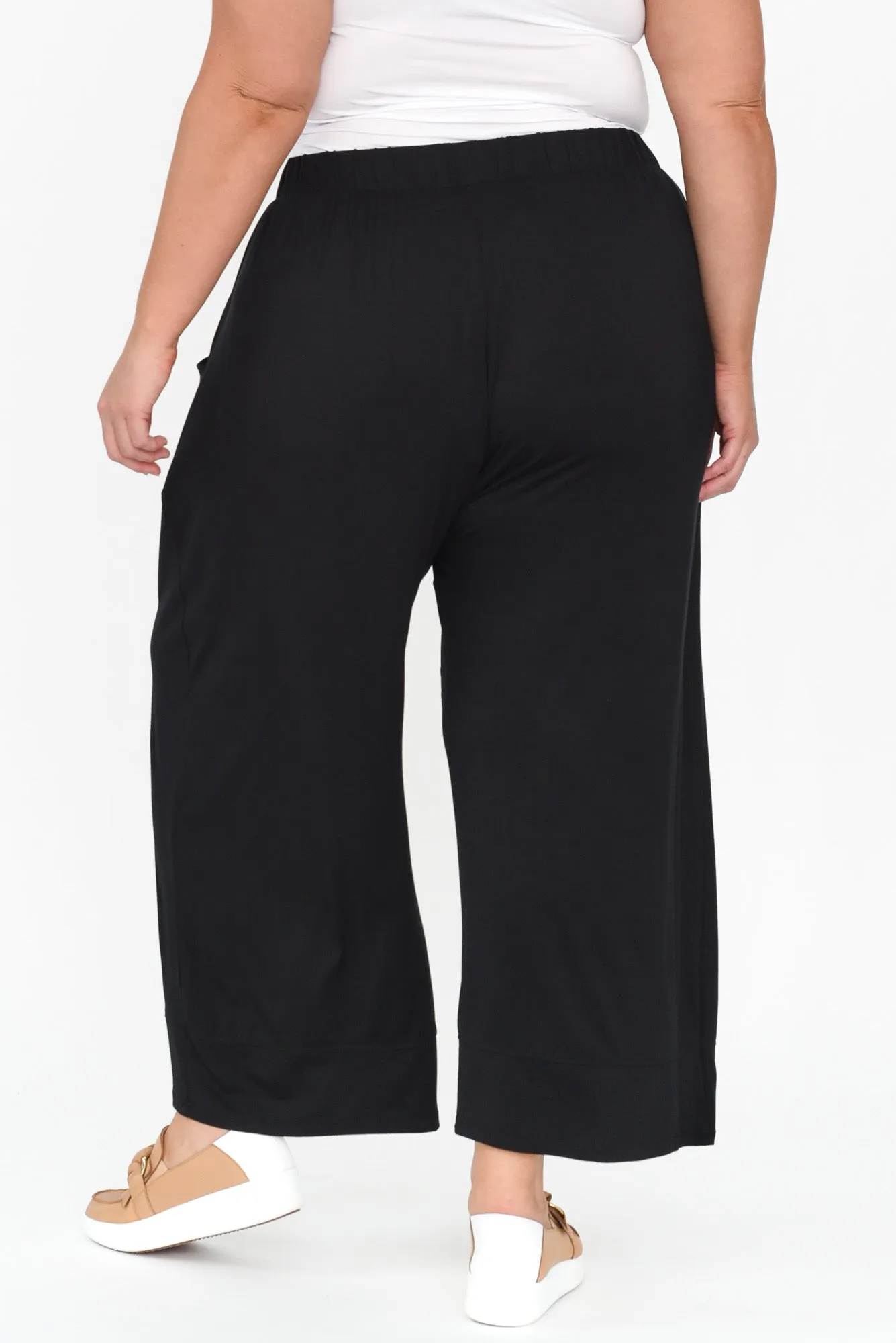 Bianca Black Relaxed Pants