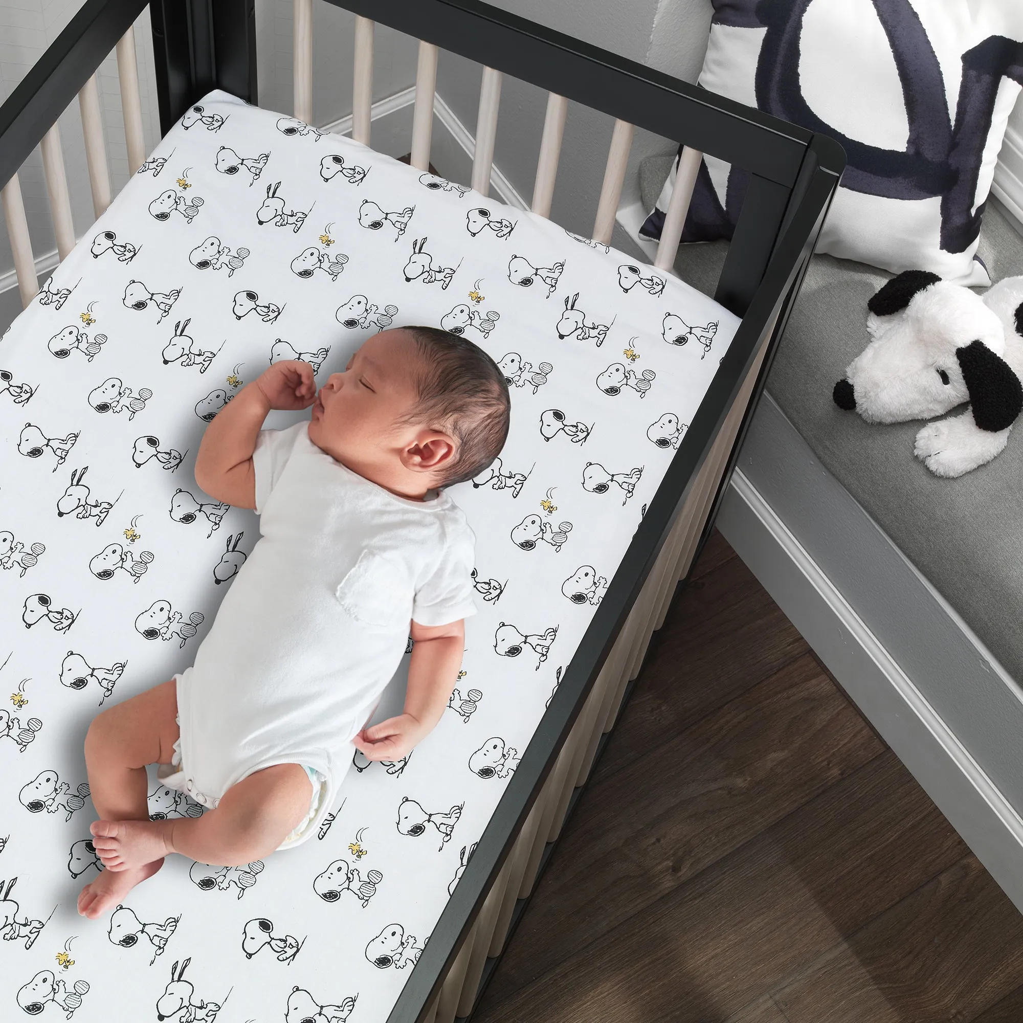 Classic Snoopy 3-Piece Crib Bedding Set