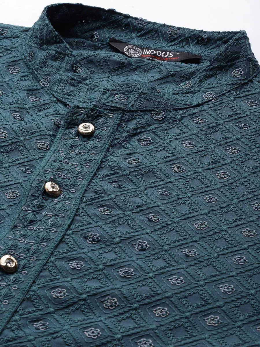 Ethnic Motifs Embroidered Chikankari Kurta with Trousers