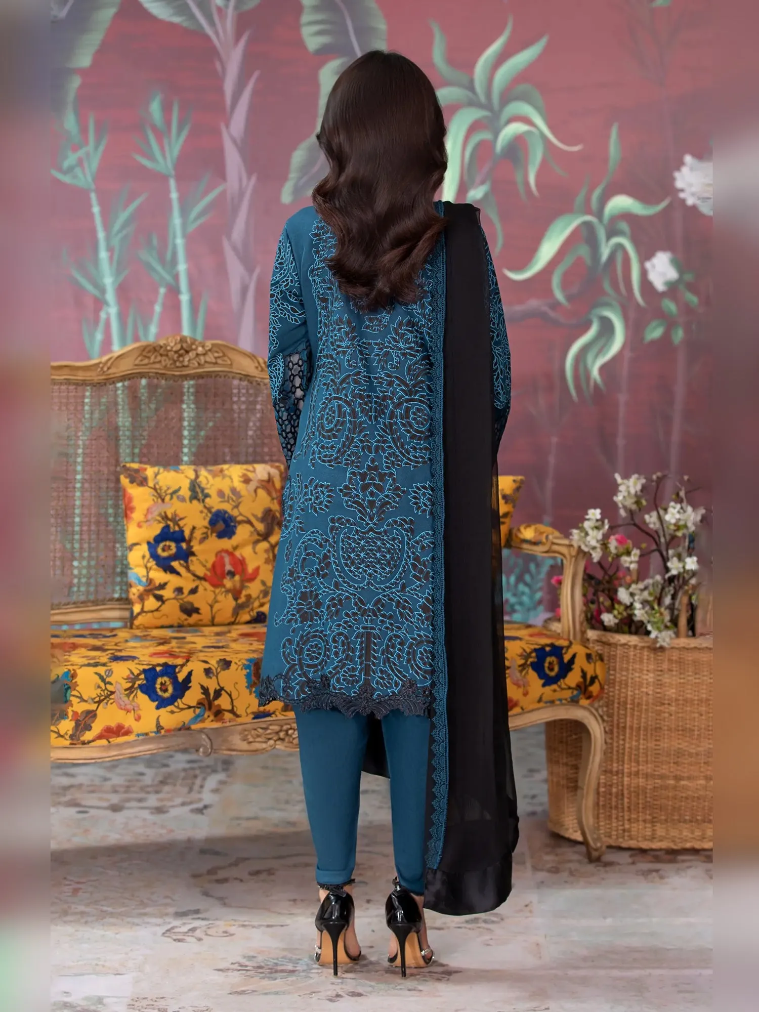 Heera's Zinc Embroidered Linen Suit with Tulip Trouser