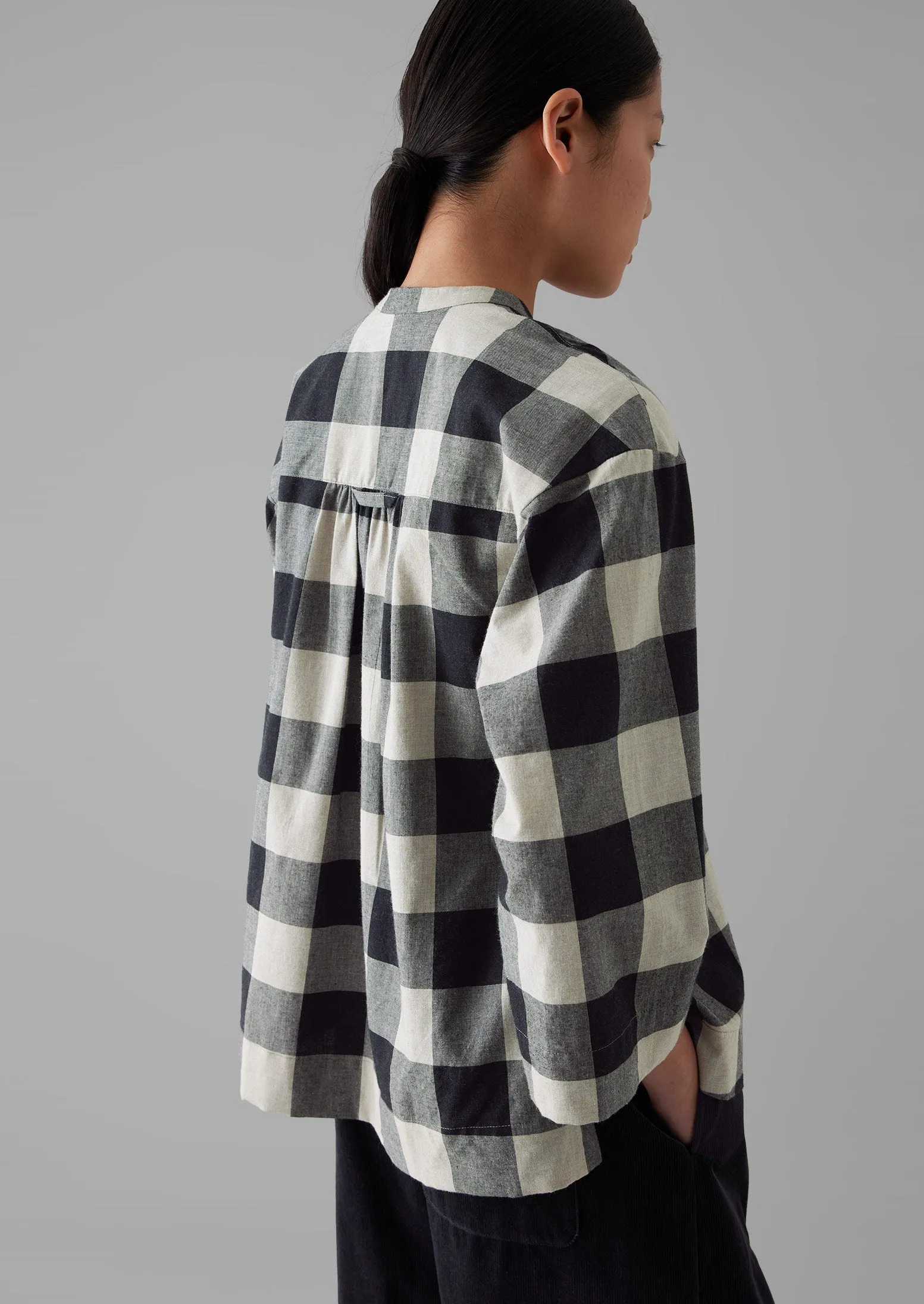 Macro Gingham Cotton Cashmere Shirt | Onyx/Ecru