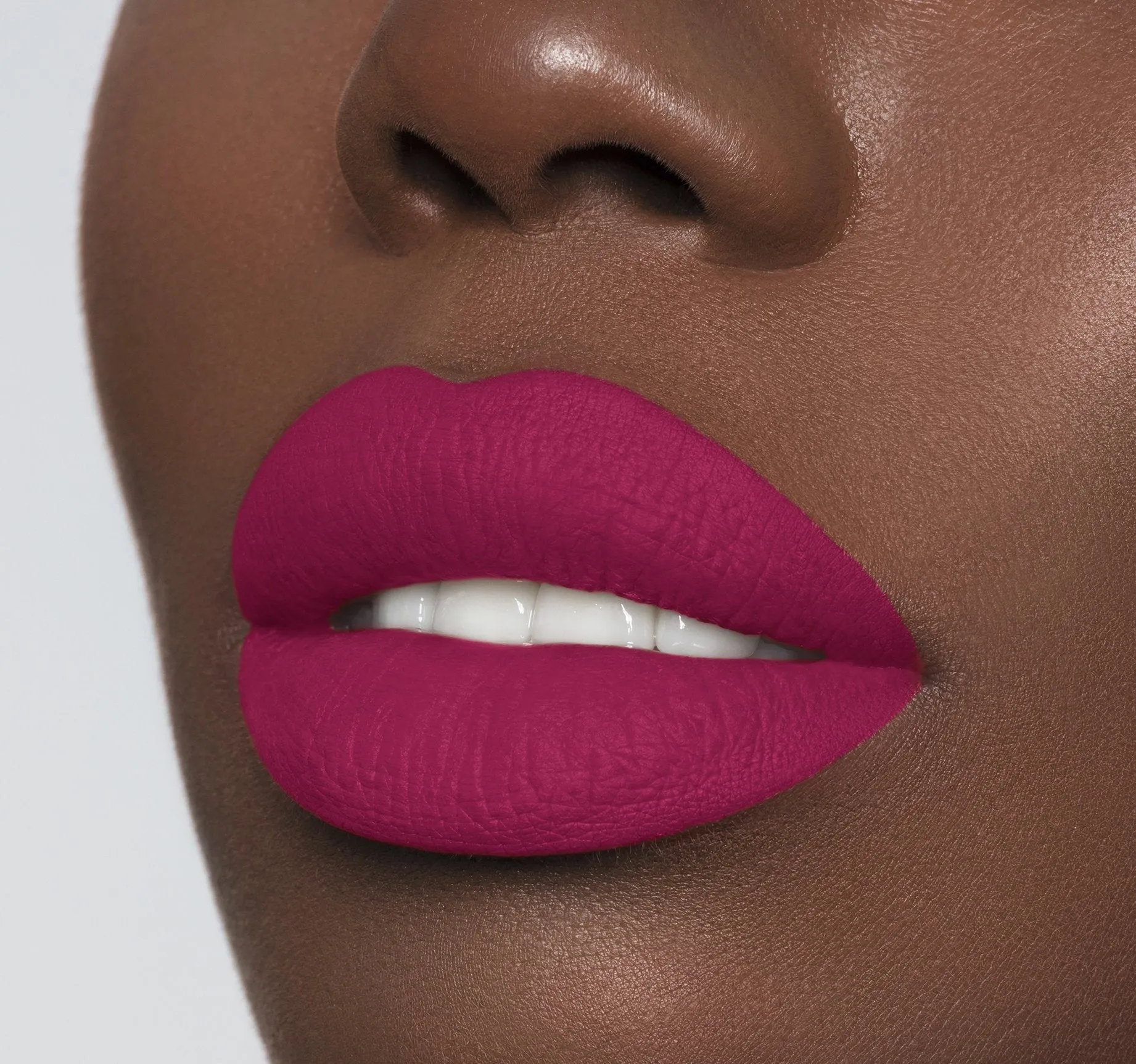 MEGA MATTE LIPSTICK - PASSIONATE