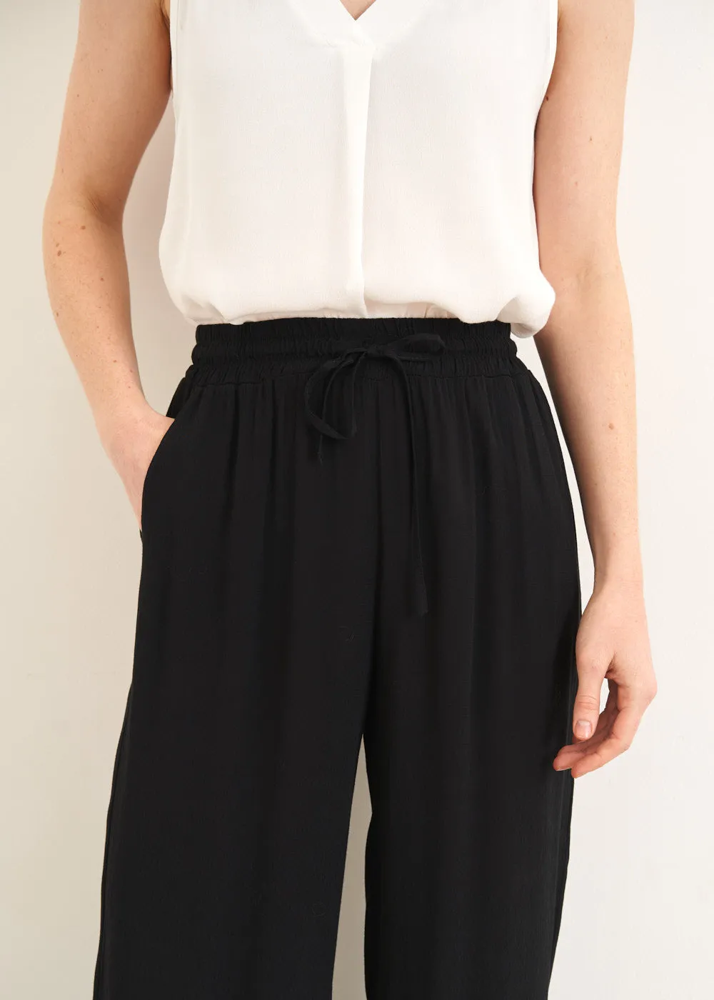 SOPHIE WIDE LEG TROUSER - BLACK