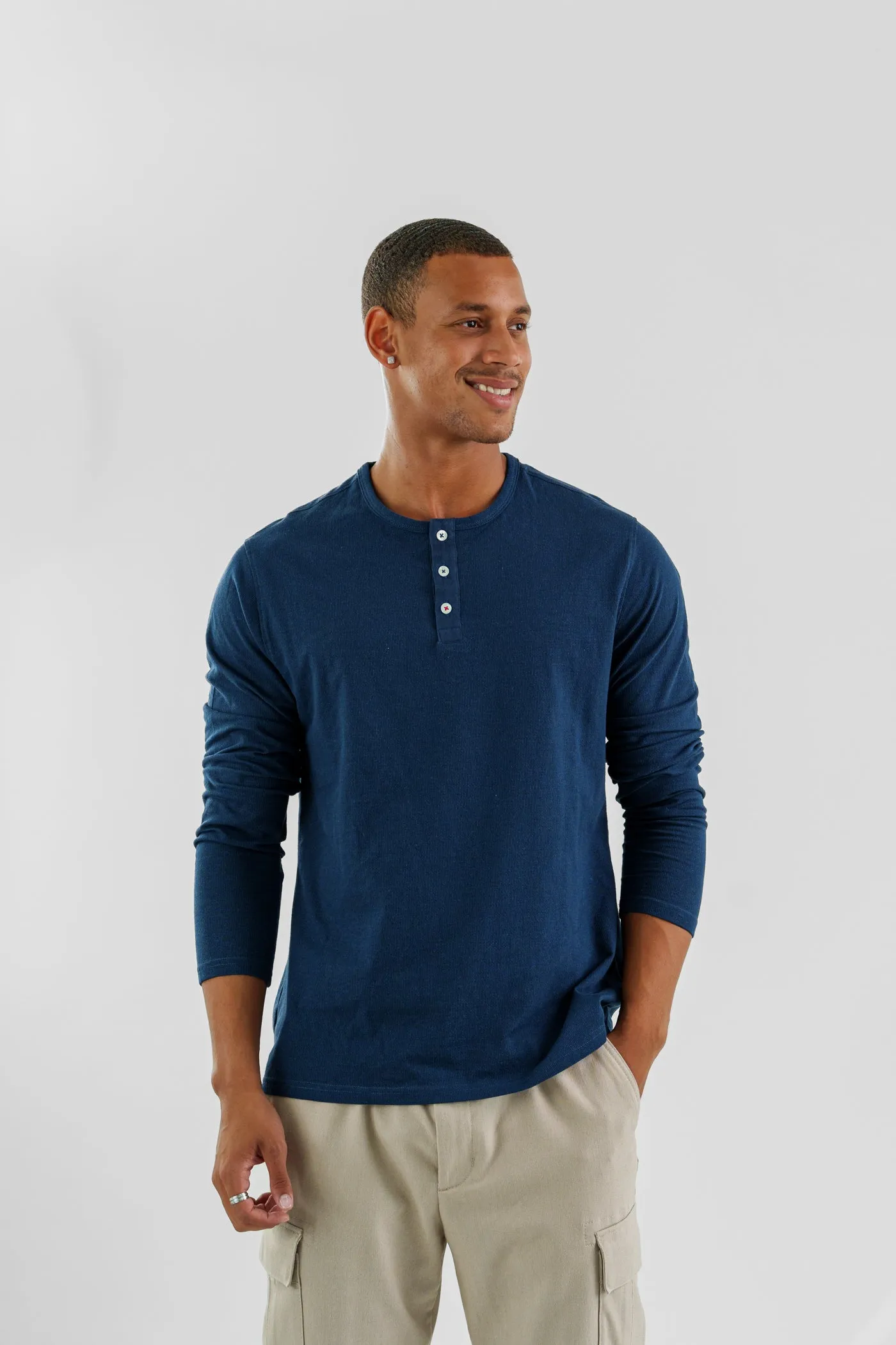 TRAILBLAZER - Navy Solid Henley