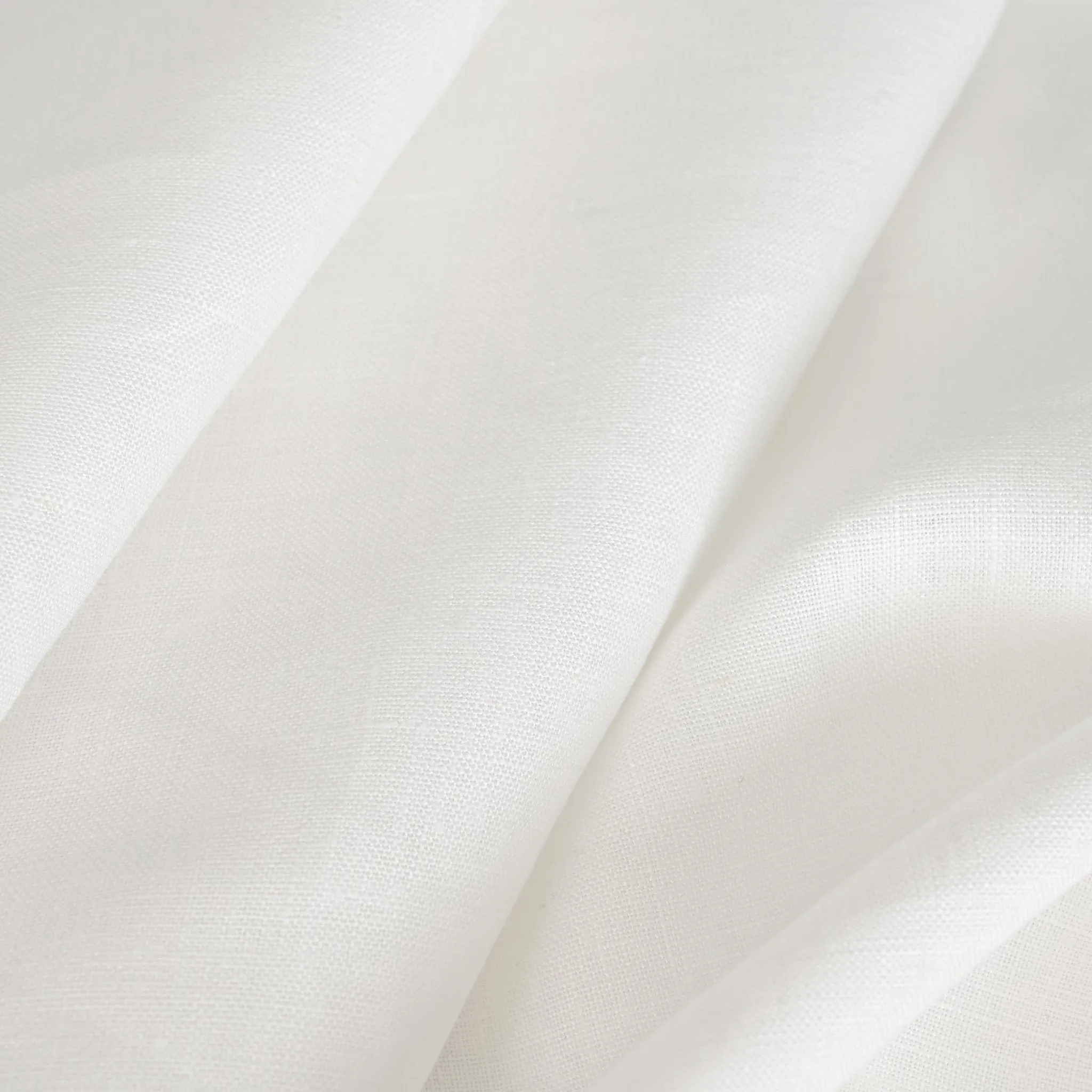 White Blouseweight Fabric 2227