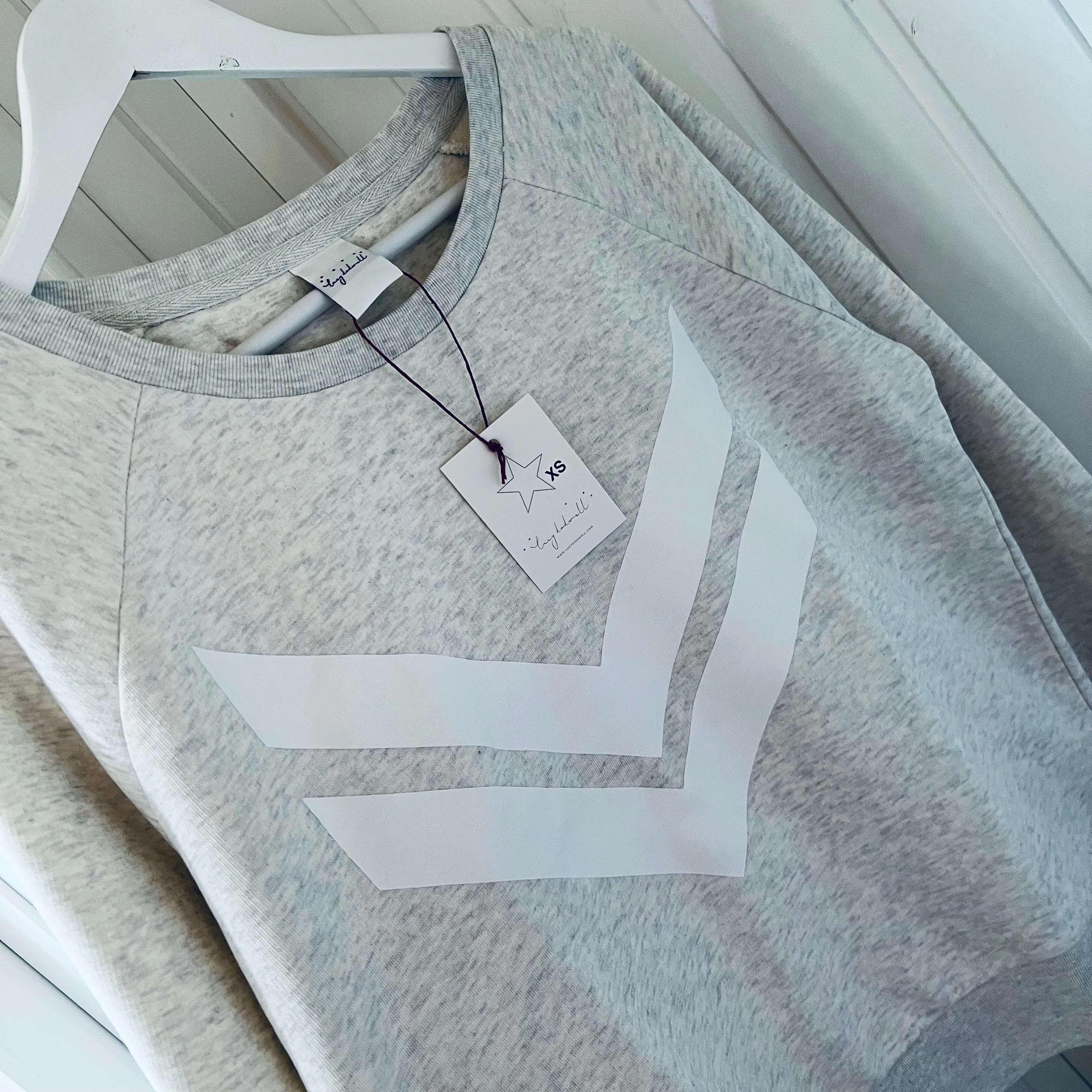 White double chevron light ash sweatshirt *relaxed style* SALE!