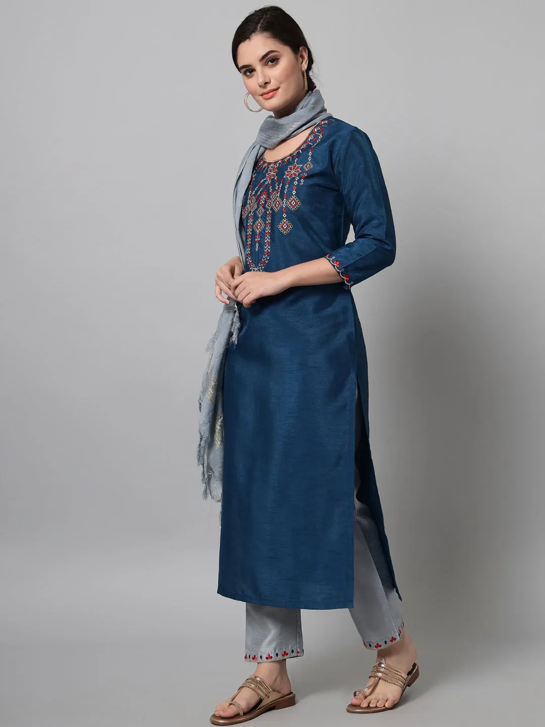 Women Teal Blue Kurta Trouser Set With Geometric Embroidery