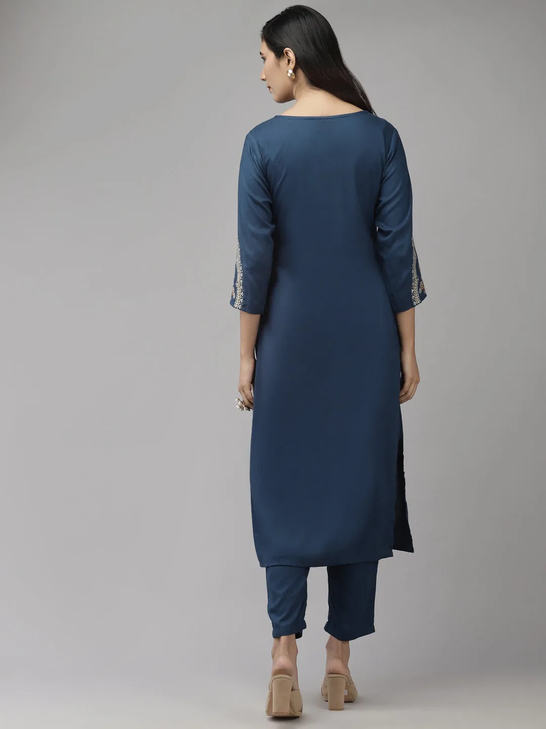 Women Teal Blue Yoke Design Thread Work Kurta With Palazzo